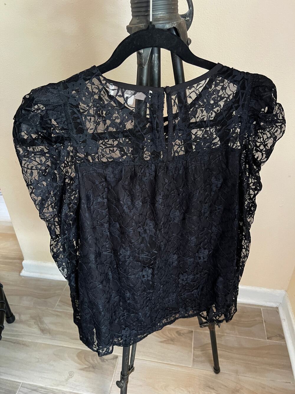 LOFT Puff Sleeve Lace Blouse  XS